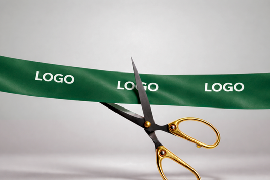 Einweihungsband Eco Satin mit Aufdruck auf Anfrage