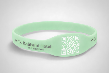Ein Foto von Silikonarmbändern mit QR-Code von JM Band®. Silikonarmbänder in 6 mm Breite können Sie hier kaufen.